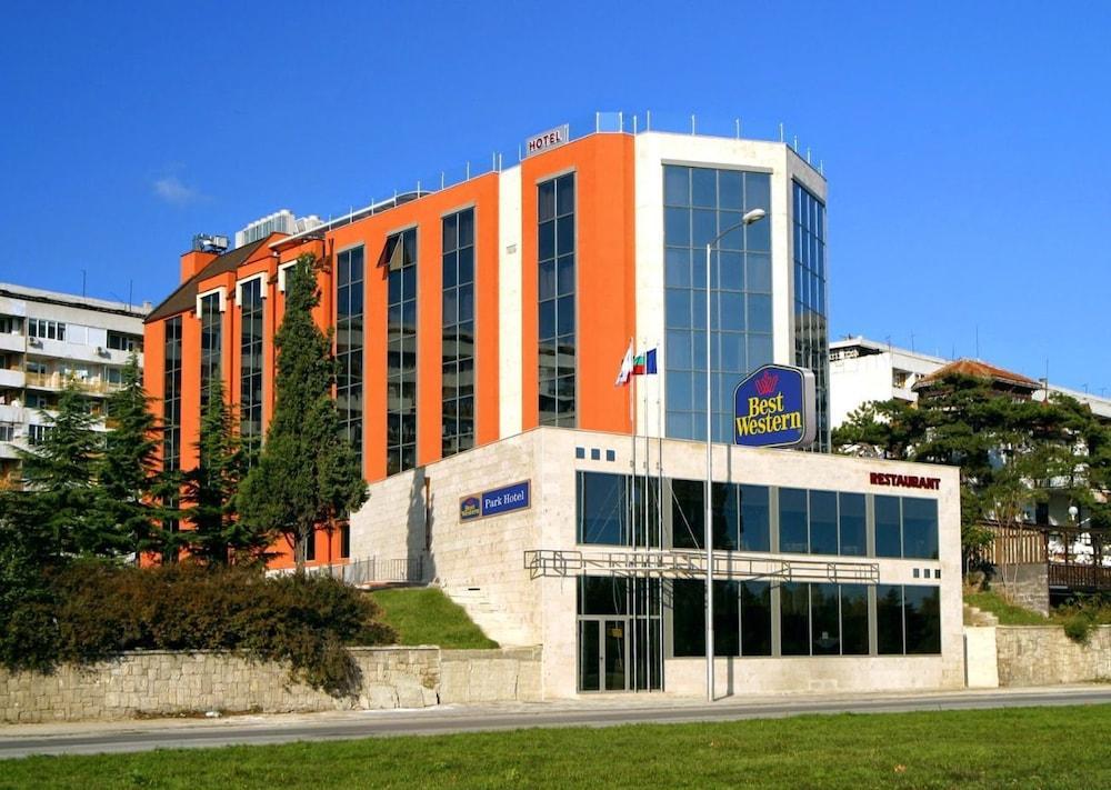 Amiral Hotel Varna Bagian luar foto